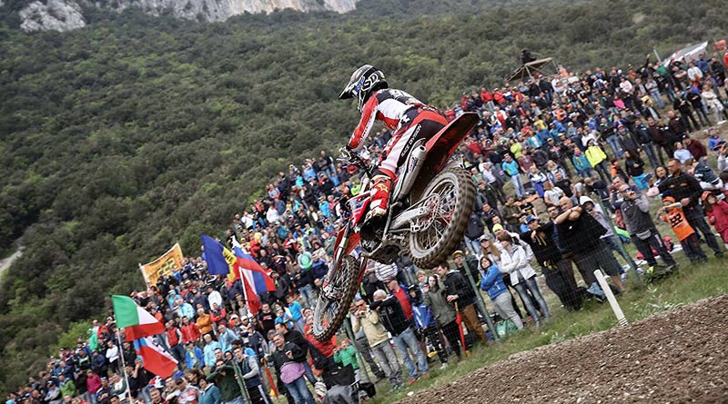 Ander Valentín empieza el Mundial de MXGP entre los 10 primeros